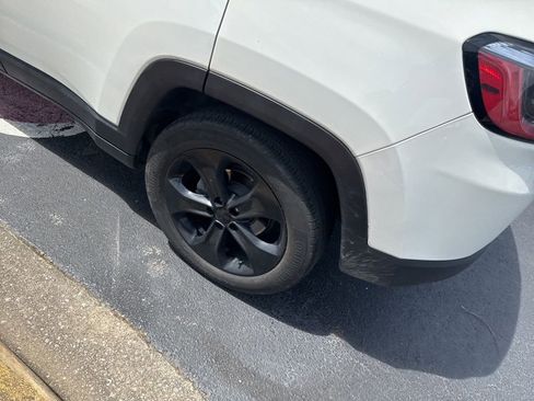 Used 2019 Jeep Compass Altitude image 9