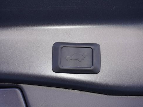 New 2025 Toyota RAV4 XLE image 8