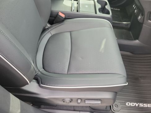 New 2026 Honda Odyssey Elite image 19
