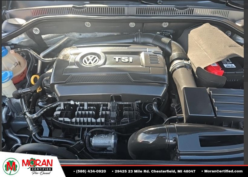 Used 2016 Volkswagen Jetta Sport w/ Lighting Package FWD image 5