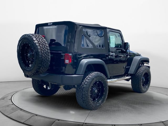 Used 2015 Jeep Wrangler Rubicon w/ Power Convenience Group AWD/4WD image 5