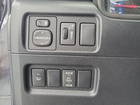 Used 2019 Toyota 4Runner SR5 RWD image 29