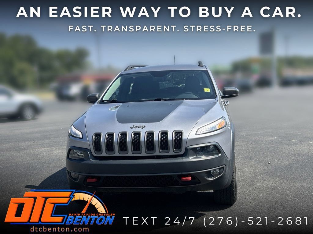 Used 2018 Jeep Cherokee Trailhawk w/ Quick Order Package 25L AWD/4WD image 5