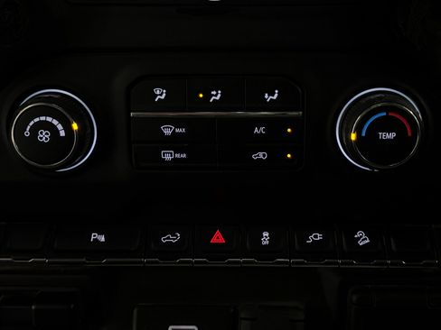 Used 2020 Chevrolet Silverado 2500 W/T w/ WT Convenience Package image 6