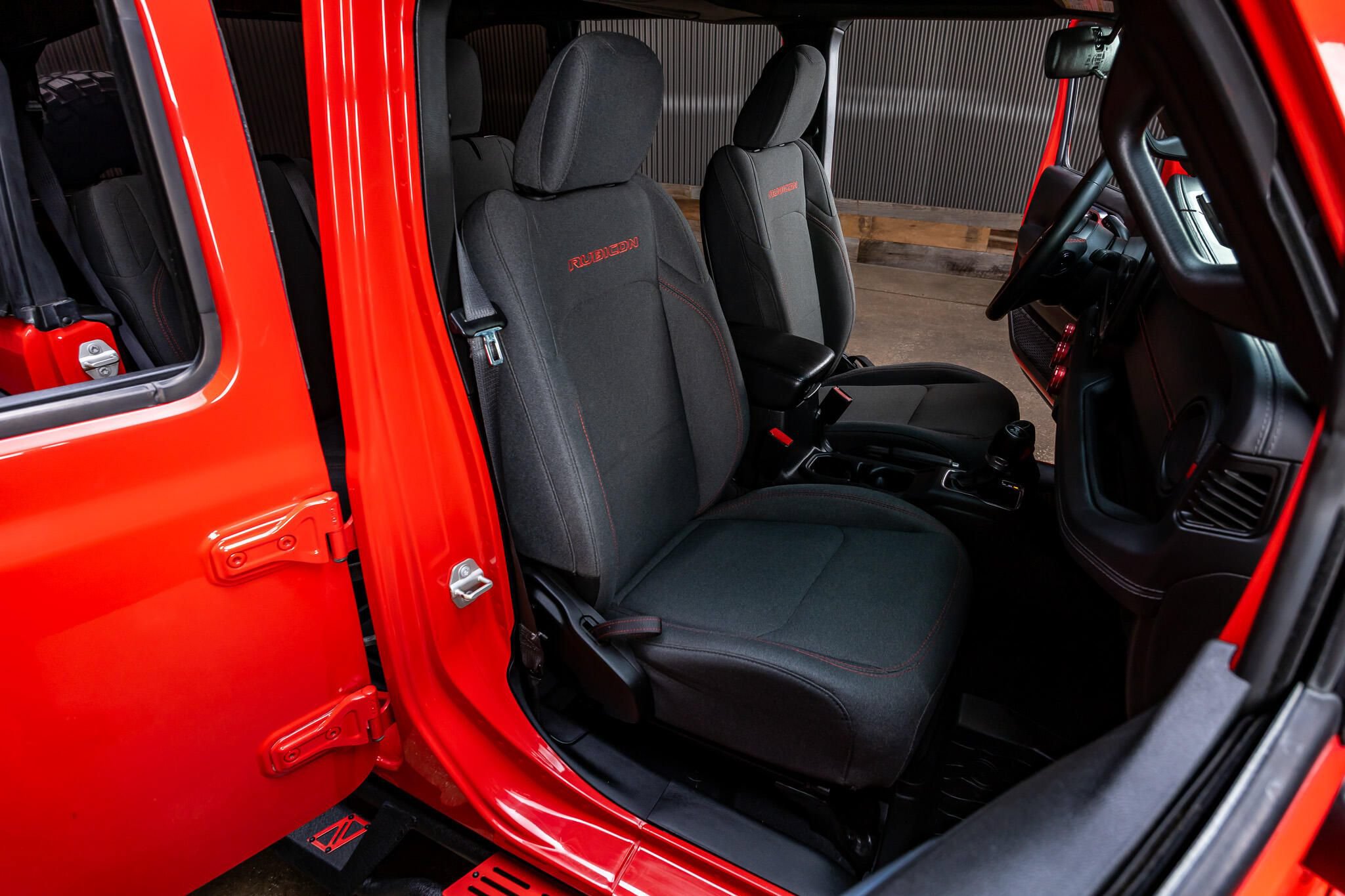 Used 2024 Jeep Wrangler Unlimited Rubicon w/ Convenience Group AWD/4WD image 30