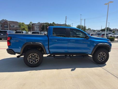 Used 2023 Chevrolet Colorado ZR2 w/ ZR2 Convenience Package III AWD/4WD image 9
