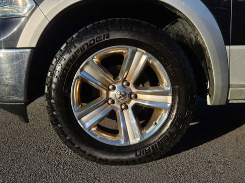 Used 2014 RAM 1500 Laramie w/ Convenience Group AWD/4WD image 26