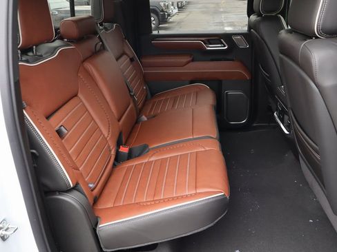 New 2026 GMC Sierra 3500 Denali Ultimate AWD/4WD image 25