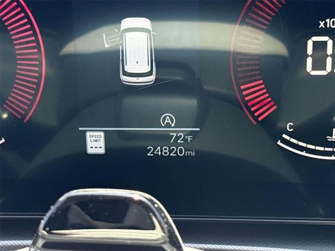 Used 2025 Hyundai Santa Fe SEL image 11