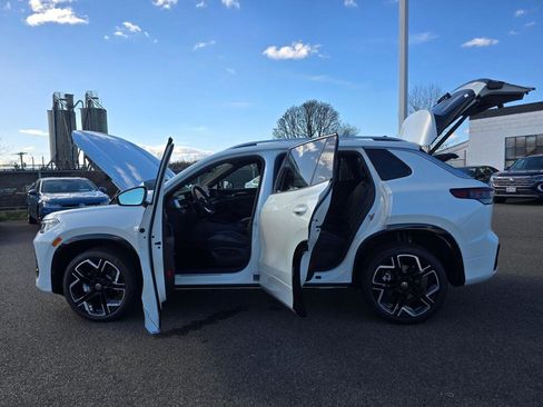 New 2026 Volkswagen Tiguan SEL R-Line image 23