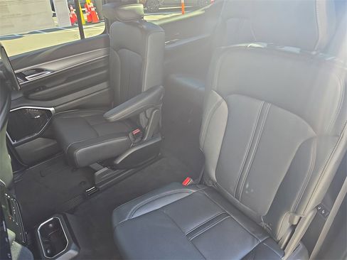 New 2026 Jeep Grand Wagoneer Limited image 16