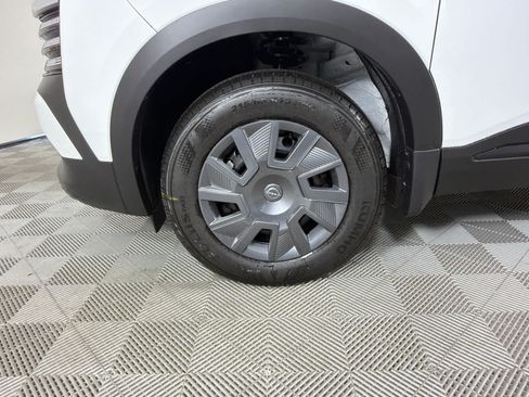 New 2026 Nissan Kicks S FWD image 10