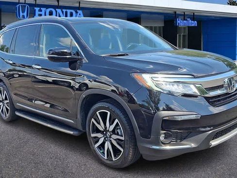 Used 2022 Honda Pilot Touring image 2