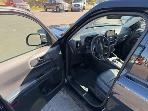 Used 2022 Ford Bronco Sport Outer Banks w/ Tech Package AWD/4WD image 9