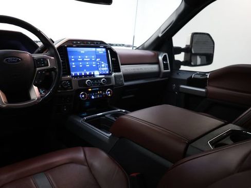 Used 2022 Ford F350 Platinum w/ FX4 Off-Road Package AWD/4WD image 79
