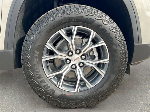 New 2026 GMC Acadia AT4 w/ Luxury Package image 19