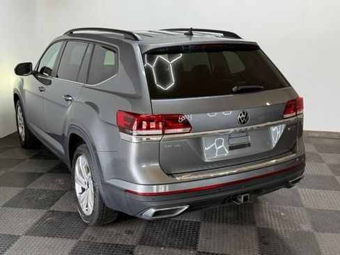 Used 2021 Volkswagen Atlas SE w/ Panoramic Sunroof Package AWD/4WD image 8