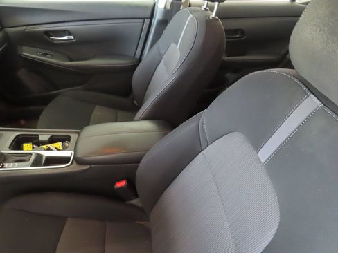 Used 2024 Nissan Sentra SV w/ All-Weather Package FWD image 17