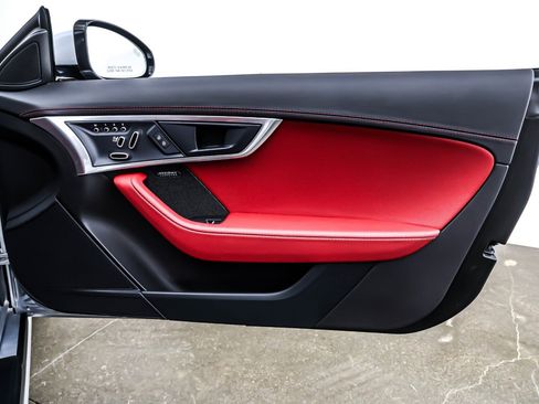 Used 2023 Jaguar F-TYPE Coupe image 22