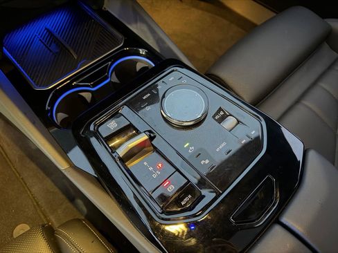 Used 2026 BMW 530i xDrive AWD/4WD image 29