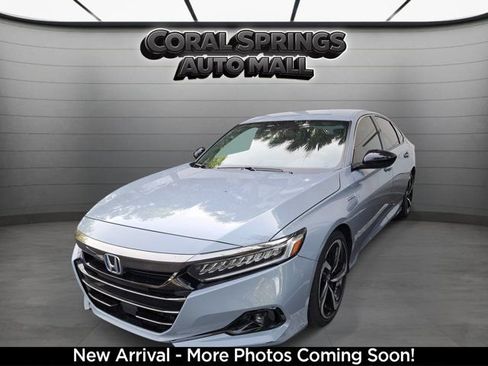 Used 2022 Honda Accord Sport image 4