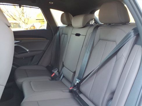 Used 2025 Audi Q5 Premium Plus AWD/4WD image 10