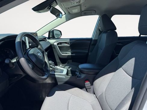 Certified 2024 Toyota RAV4 XLE FWD image 9