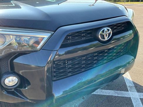 Used 2018 Toyota 4Runner SR5 Premium image 31