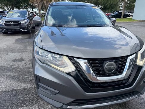 Used 2018 Nissan Rogue S FWD image 14