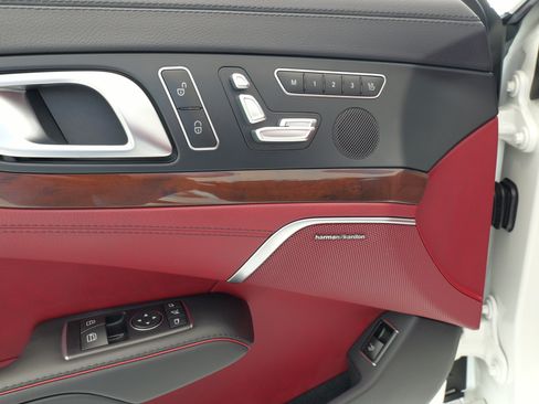 Used 2018 Mercedes-Benz SL 550 image 26