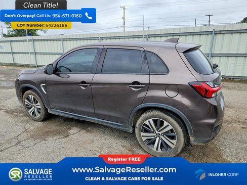 Used 2021 Mitsubishi Outlander Sport SE FWD image 3
