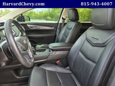 Used 2019 Cadillac XT5 Premium Luxury AWD/4WD image 27