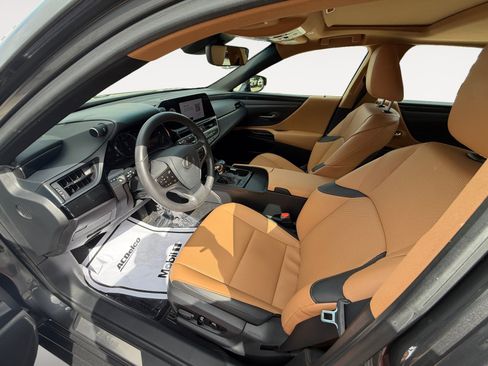 Used 2023 Lexus ES 350 w/ Accessory Package (Z2) FWD image 18