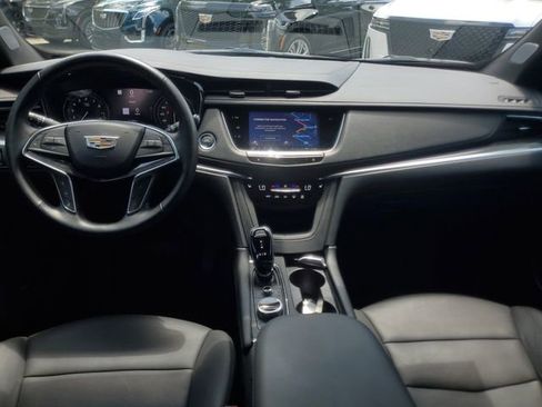 Certified 2024 Cadillac XT5 Premium Luxury w/ Technology Package FWD image 13