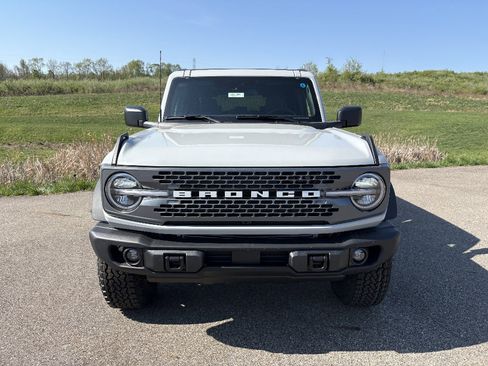 New 2026 Ford Bronco Badlands AWD/4WD image 8