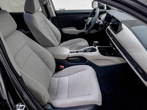 Certified 2026 Honda HR-V LX image 29