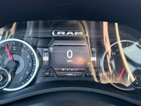 Used 2025 RAM 2500 Big Horn AWD/4WD image 15