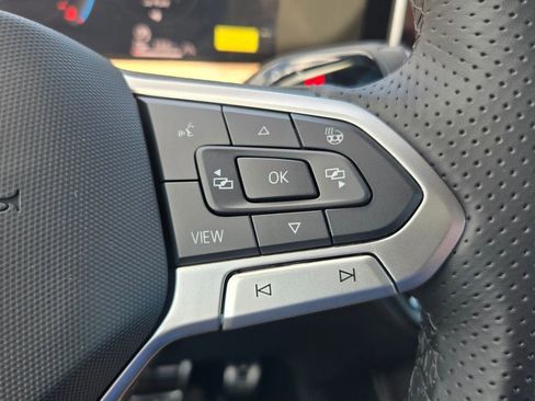 New 2026 Volkswagen Tiguan SEL R-Line AWD/4WD image 11
