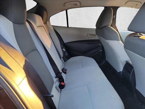 Used 2022 Toyota Corolla LE w/ LE Convenience Package FWD image 13
