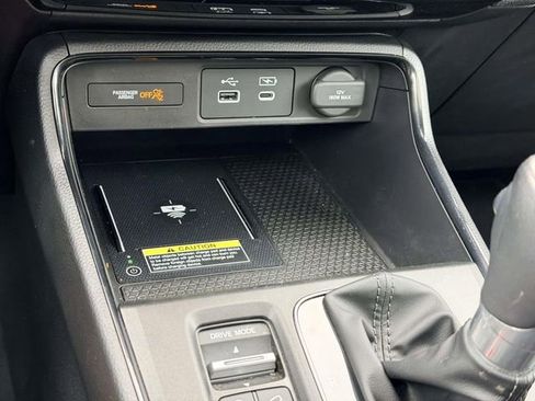Used 2025 Honda CR-V EX-L image 23