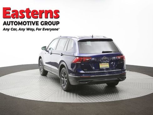 Used 2023 Volkswagen Tiguan SE AWD/4WD image 65