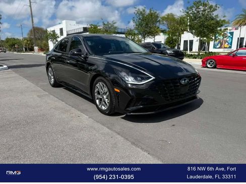 Used 2020 Hyundai Sonata SEL image 2