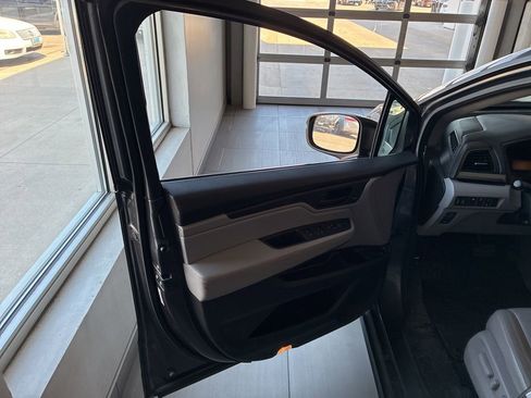 Used 2019 Honda Odyssey EX-L image 8