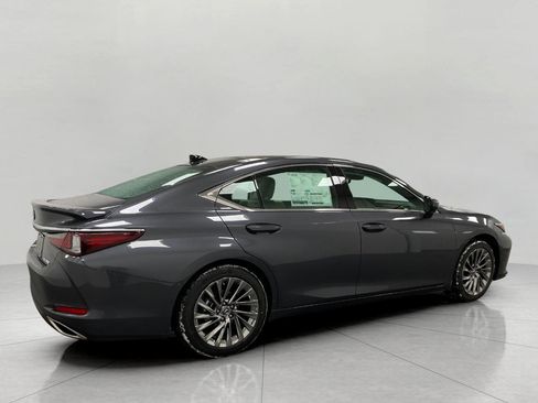 New 2025 Lexus ES 350 w/ Luxury Package image 2