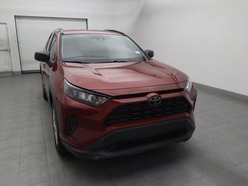 Used 2020 Toyota RAV4 LE FWD image 14
