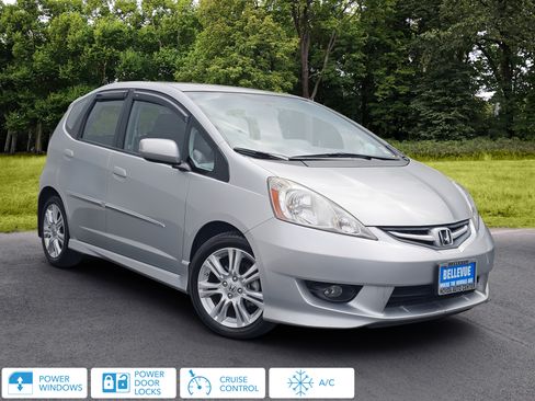 Used 2011 Honda Fit Sport image 1