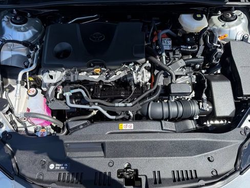 Used 2025 Toyota Camry LE FWD image 22