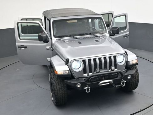 Used 2020 Jeep Wrangler Unlimited Sahara AWD/4WD image 42