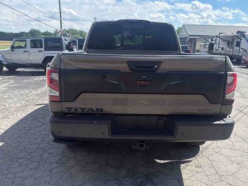 Used 2021 Nissan Titan PRO-4X w/ Pro-4x Convenience Package AWD/4WD image 8
