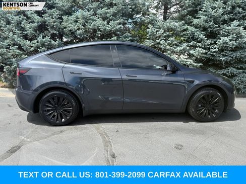 Used 2024 Tesla Model Y Long Range AWD/4WD image 11
